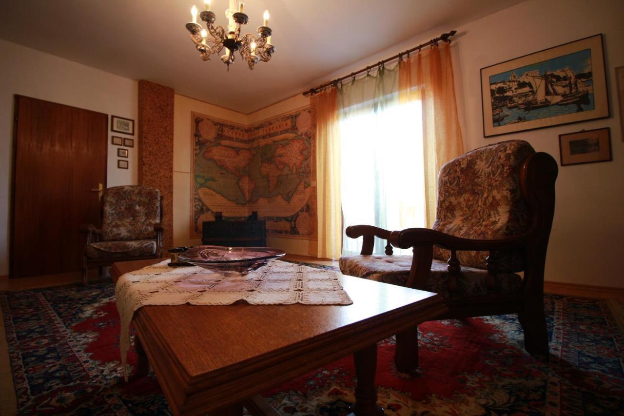 Apartment Du Malinska Eksteriør bilde